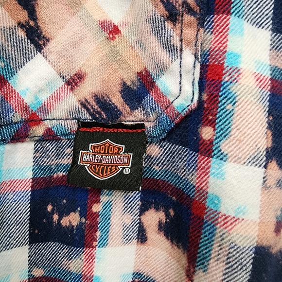 Upcycled bleach dyed Harley-Davidson back flannel shirt men's size medium - Picture 7 of 10